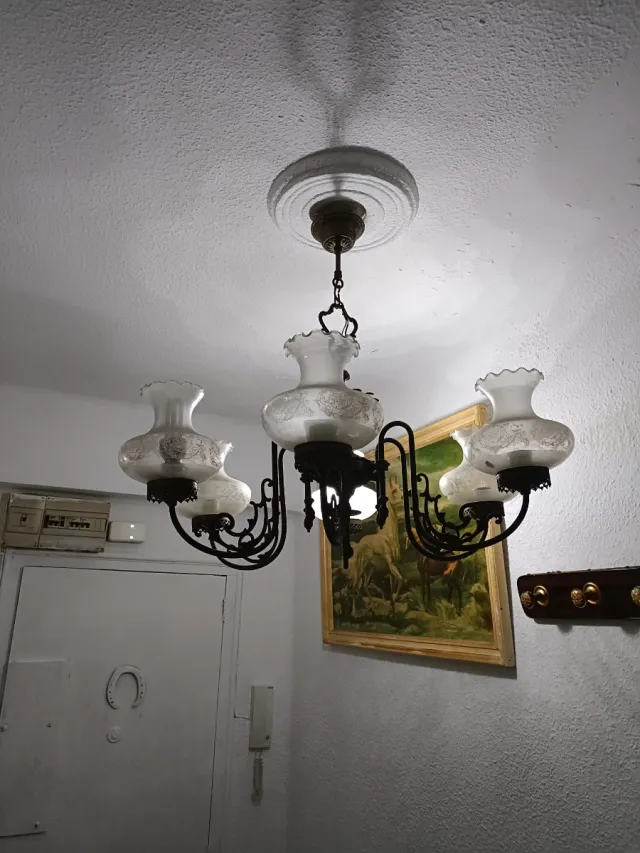 Lampada in bronzo e vetro intagliato vintage a 6 bracci