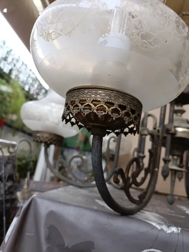 Lampada in bronzo e vetro intagliato vintage a 6 bracci