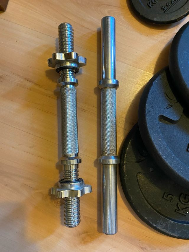 Material deportivo: Barra, discos, kettlebell step