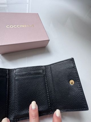 Portafoglio Coccinelle in pelle nero