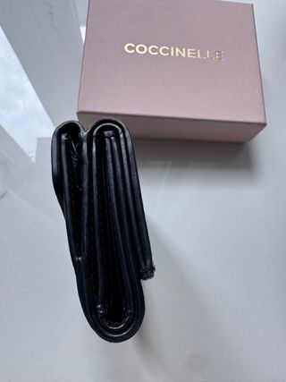 Portafoglio Coccinelle in pelle nero