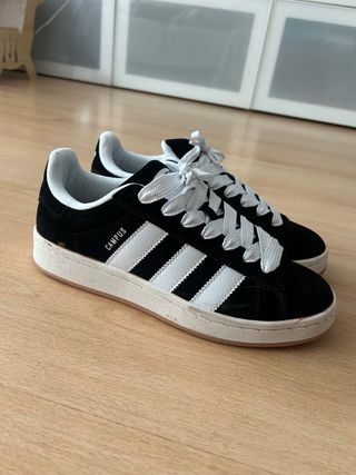 Adidas Campus Negras y Blancas