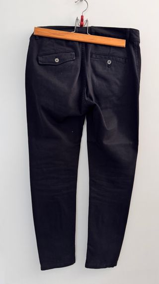 Pantalón negro Zara