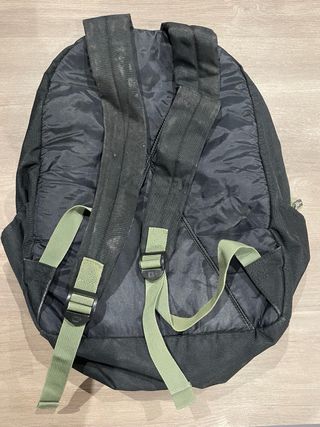 Mochila Converse Negra y Verde