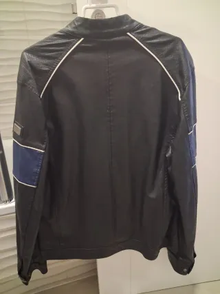 Cazadora polipiel hombre negra y azul Talla L