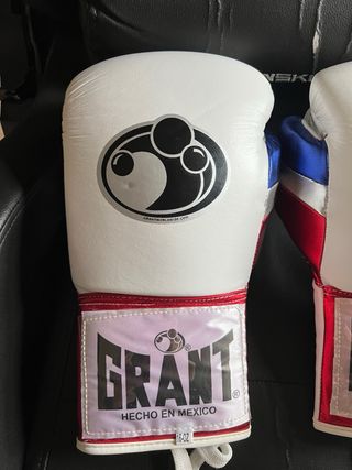 Guantes de Boxeo GRANT Blancos
