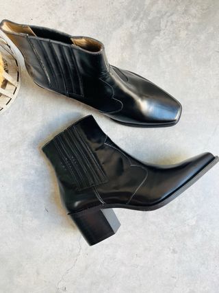 Botines cowboy Toral piel negros talla 37