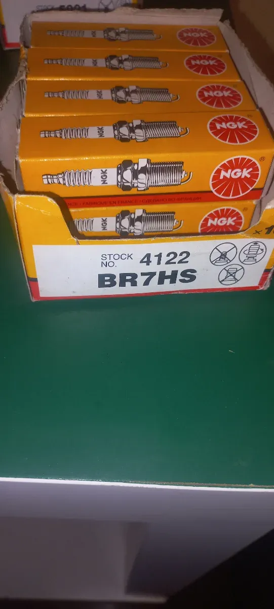 Bujías NGK BR7HS (Pack 8)
