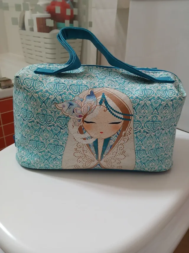 Muñeca bebé 'Antonio Juan' vestidos y accesorios