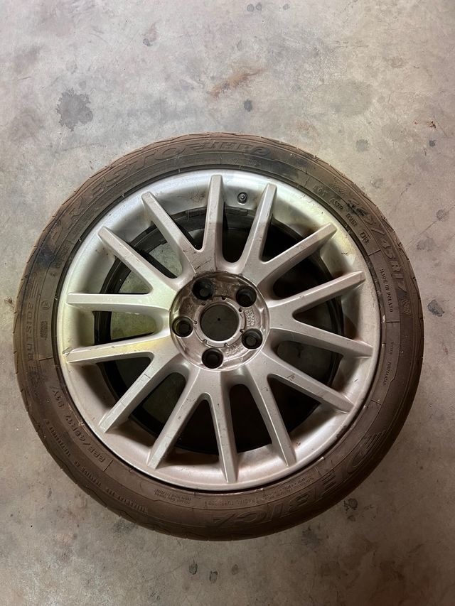 Llanta 17 pulgadas 225/45R17