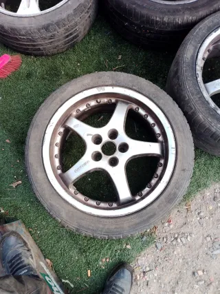 3 Llantas Canónica 17.  - 5 radios