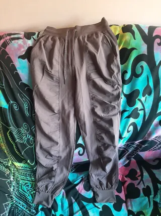 Pantalón efecto arrugado T-M Lila