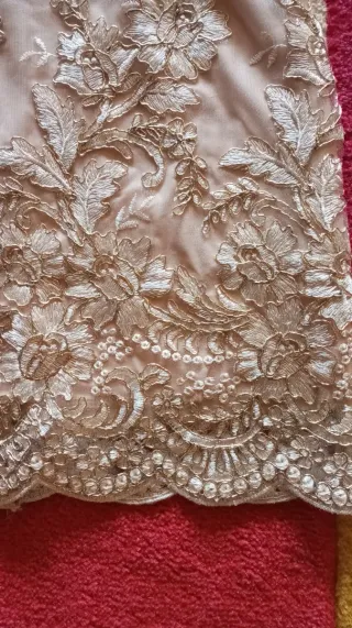 Vestido fiesta beige/dorado Talla S/36