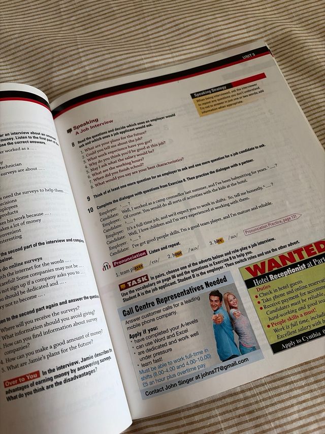 ADVANCED CONTRAST 2. STUDENT'S BOOK (2013)