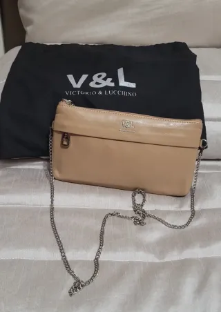 Bolso de piel V&L