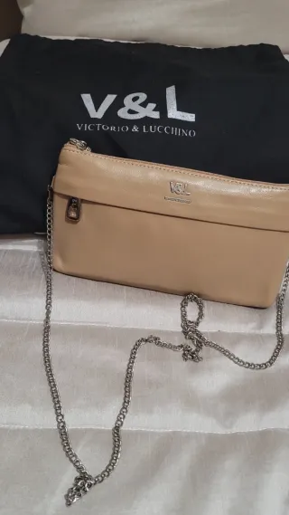 Bolso de piel V&L