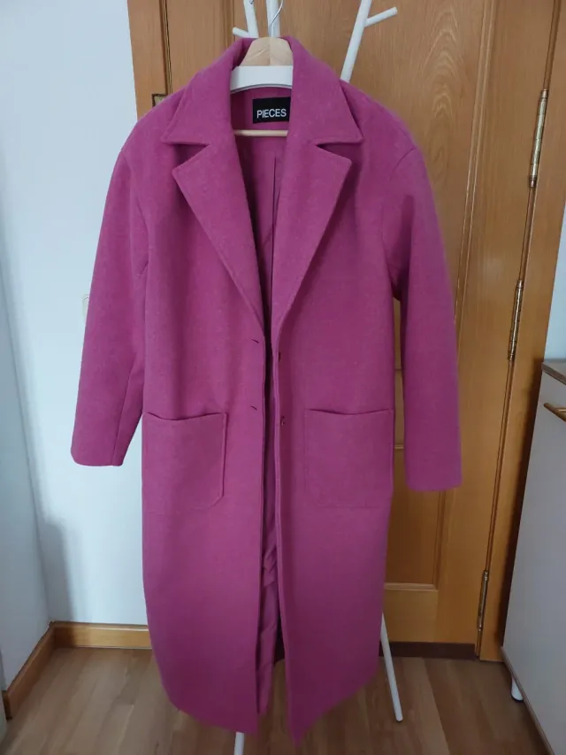 Abrigo Pieces oversize rosa