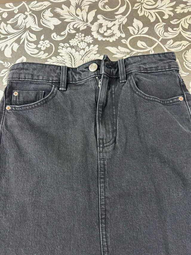 Falda larga vaquera negra Stradivarius