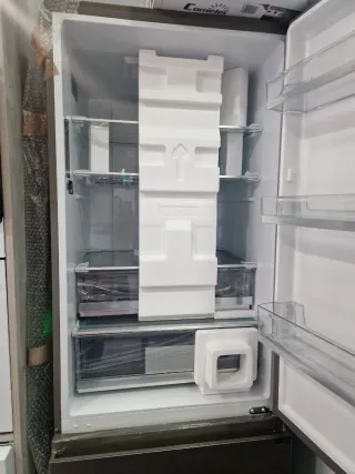 Frigorífico plateado