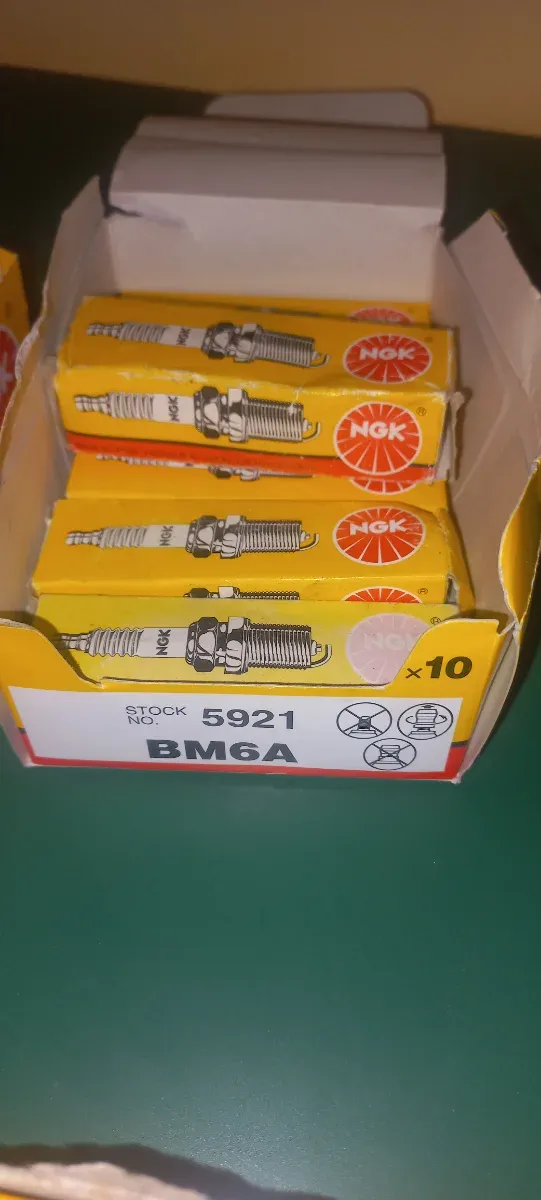 Bujías NGK BM6A x10