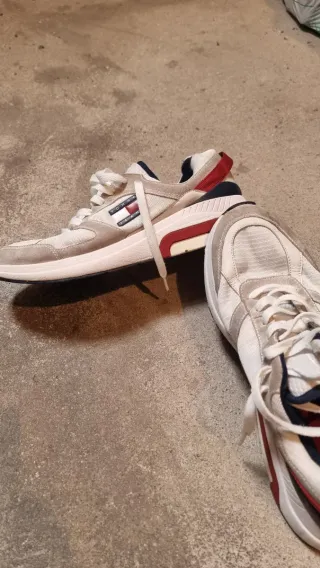 Zapatillas Tommy Jeans Blancas y Rojas