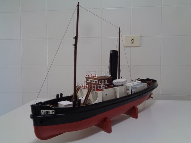 MAQUETA REMOLCADOR DE ALTURA AGGRIP