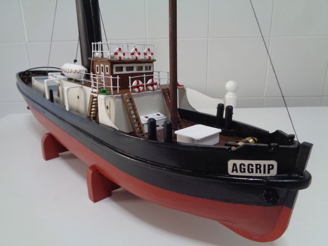 MAQUETA REMOLCADOR DE ALTURA AGGRIP
