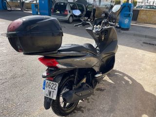 Honda PCX 125 2017 Negra