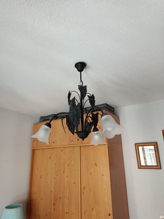 Lámpara de techo candelabro negra en perfecto este