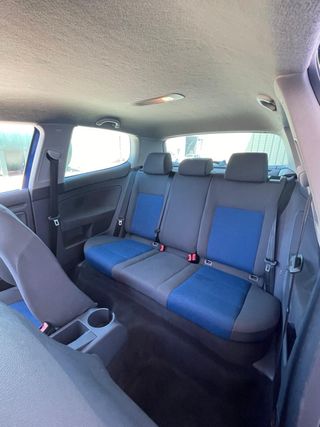 Volkswagen Golf 2005