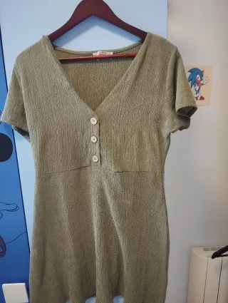 Vestido verde con botones