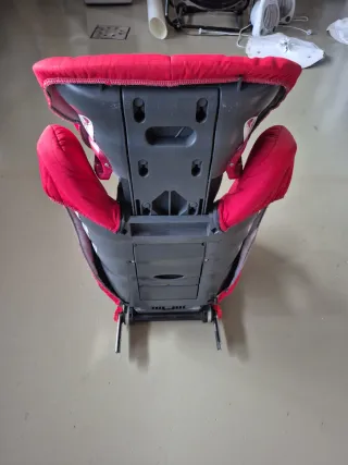 Silla coche Isofix roja