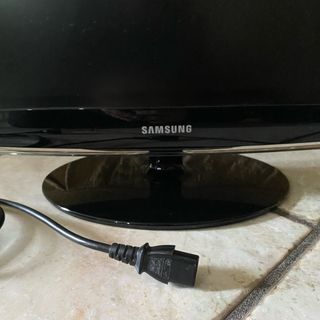 Samsung Tv/Monitor 23”