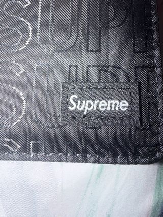 Cartera Supreme Negra