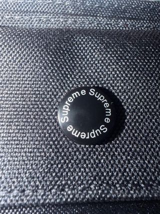 Cartera Supreme Negra