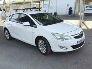 Opel Astra 2010