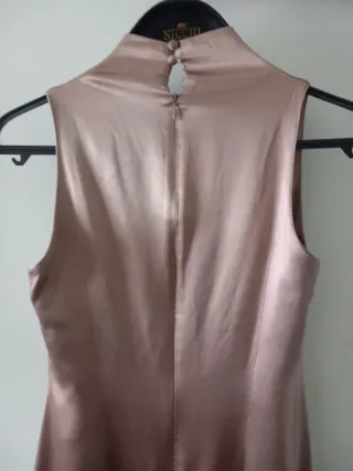 Vestido fiesta raso color  nude dorado