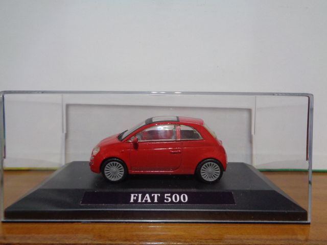 Coche Fiat 500 1/43