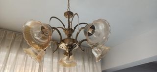 Lámpara de techo antigua dorada