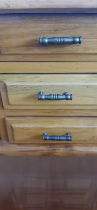 Joyero de madera antiguo con caja de música