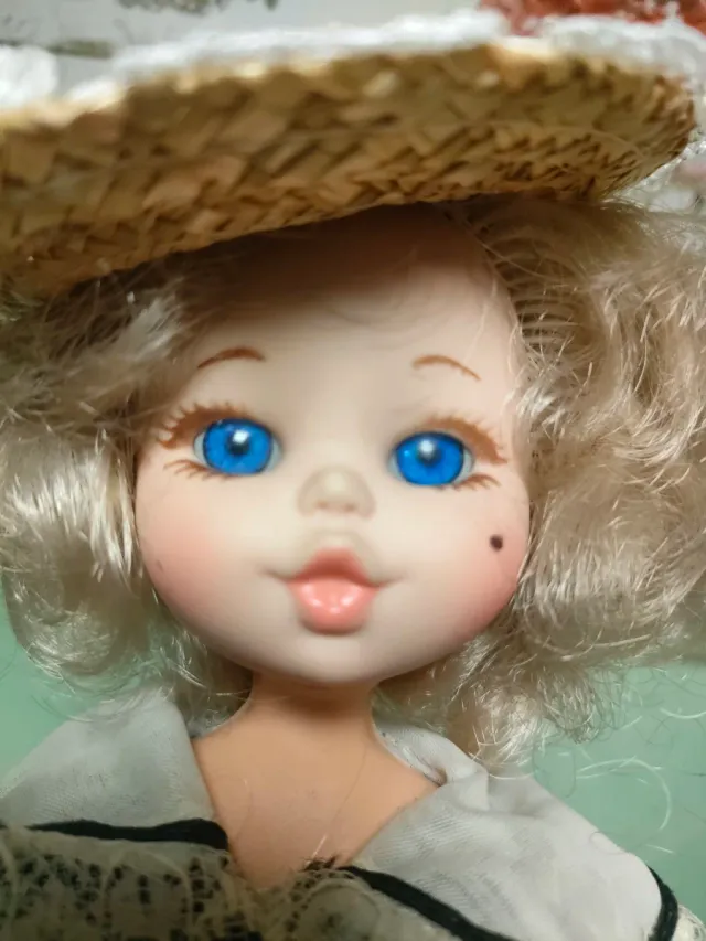 Bambola core fru fru