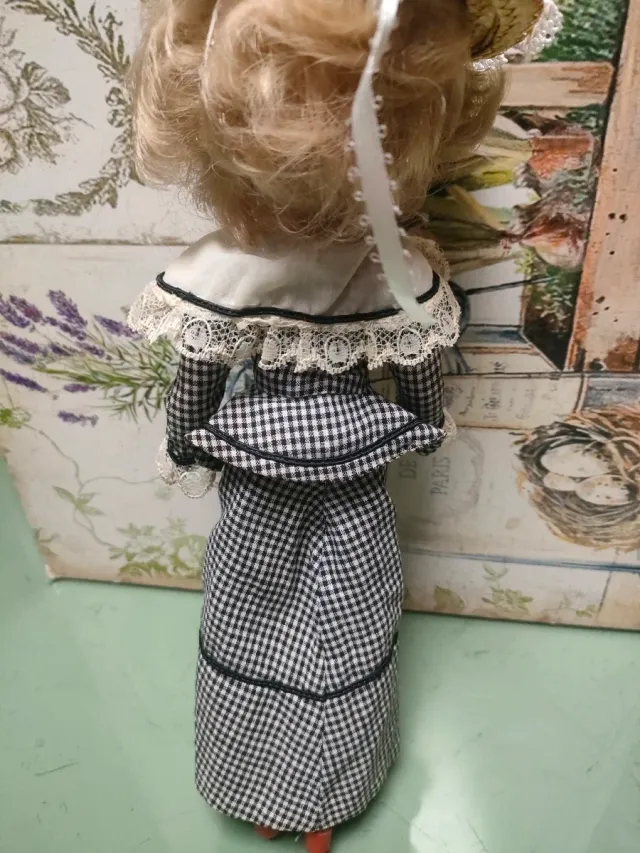 Bambola core fru fru