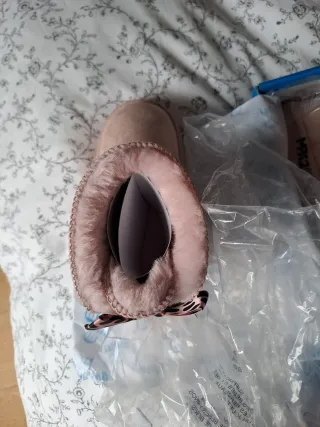 Botas Mustang rosa con lazo. Número 30