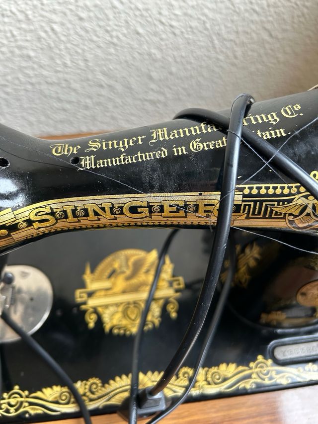 Máquina de coser Singer antigua