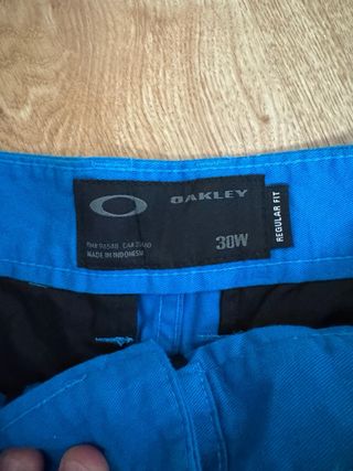 Pantalón Corto Oakley Azul Talla 38.