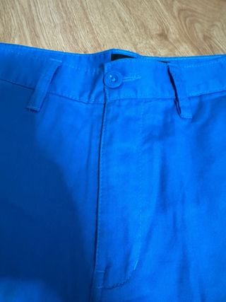 Pantalón Corto Oakley Azul Talla 38.
