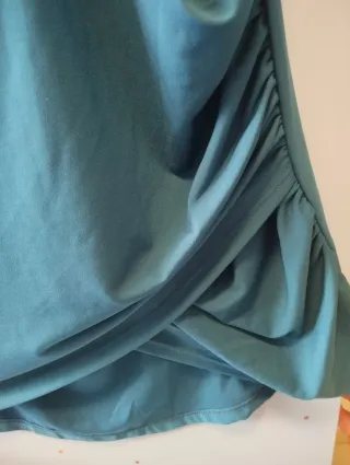 Vestido verde espalda descubierta