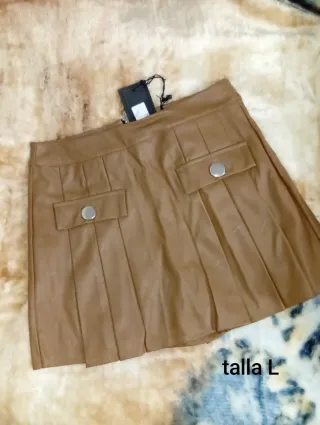 Falda pantalón marrón de cuero talla L