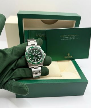 Rolex Submariner Hulk 116610LV NOS full 2015