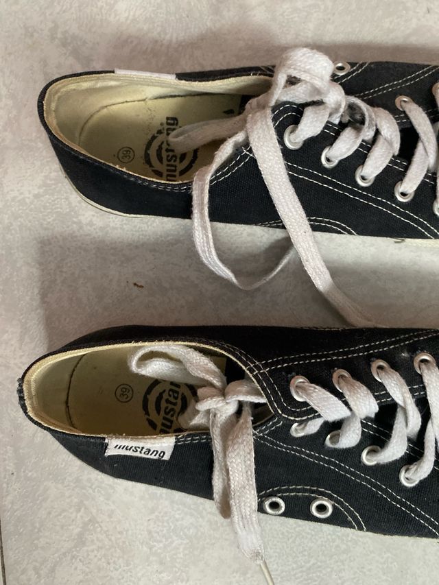 Zapatillas Mustang Talla 39